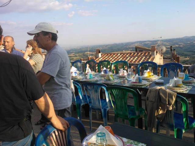 1014383_10201371835487080_1138881803_n