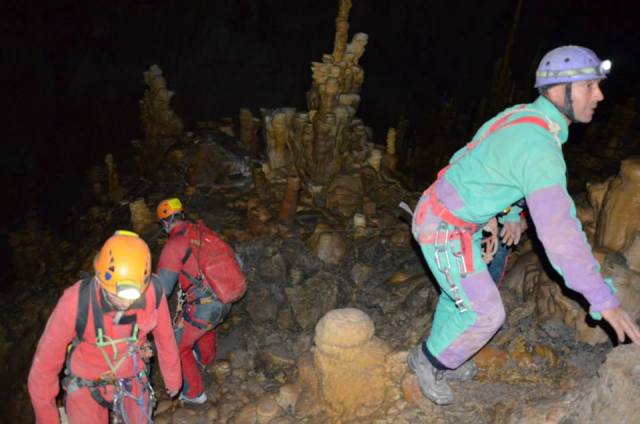 1044142_10201371035347077_1966230305_n